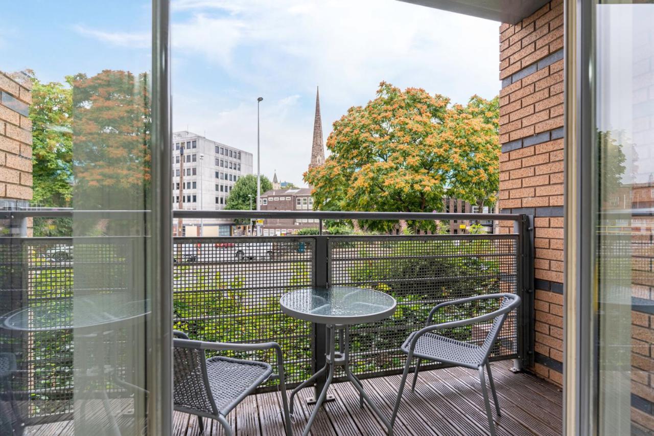 Riley House Spacious City Apartment كوفنتري المظهر الخارجي الصورة
